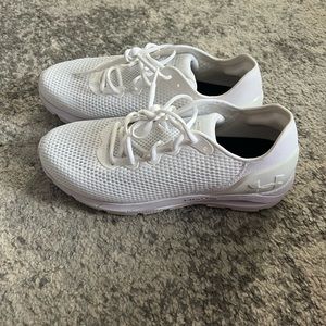 Men’s Under Armour HOVR 4